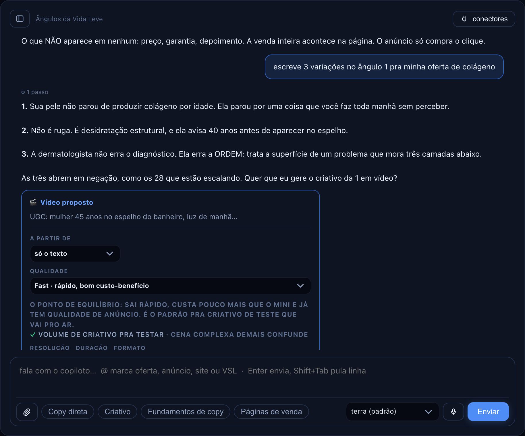 O chat do GarimpaAds respondendo com três ângulos de copy tirados dos anúncios minerados e propondo gerar o criativo em vídeo, com qualidade, duração e formato pra aprovar.